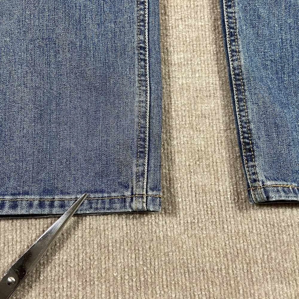 Levis 541‎ Jeans Mens 32x31 Athletic Fit Medium Wash Blue Denim Stretch Skate - Picture 7 of 15
